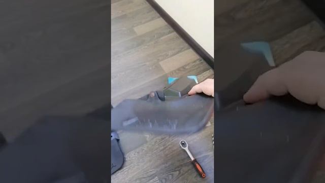 Установка задних брызговиков на весту седан без снятия колёс. смотреть онлайн