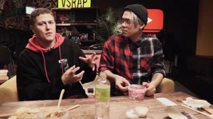 АЗИАТ ВПЕРВЫЕ ПРОБУЕТ РУССКУЮ ЕДУ! Новогодний стол 2020 с CMH