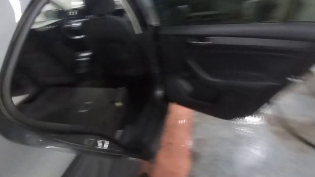 Как снять сиденья Skoda Rapid, Skoda Octavia? Как снять сиденья Шкода рапид, Шкода октавиа? смотреть онлайн