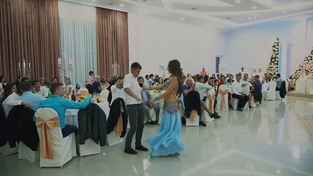 Танец живота на свадьбе / Nice belly dance