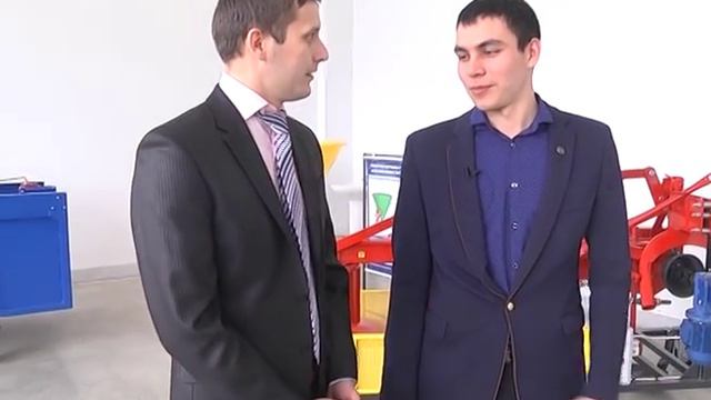 Политехнический колледж поздравляет милых дам с 8 Марта смотреть онлайн