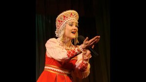 Русская народная песня - Шел казак на побывку домой - Поет Наталья Баулина