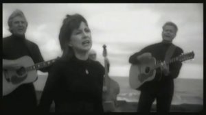 Judith Durham The Seekers - Far Shore
