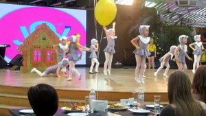 танцевальная постановка "Волк и семеро козлят" на современный лад