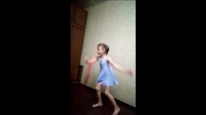 Танец с элементами художественной гимнастики под красивую песню