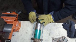 Съёмник пружин мотоамортизаторов своими руками.