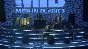 PITBULL "Back In Time" - MIB3 Theme Song