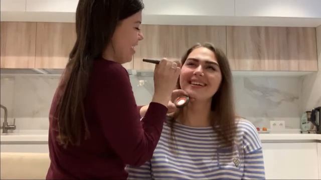 Нюдовый макияж от Ларисон Румяшки для Крис Теняшки! смотреть онлайн