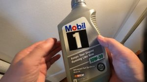 Mobil 1 Advanced Full Synthetic Motor Oil 10W-30, 1 Quart (Pack of 6)