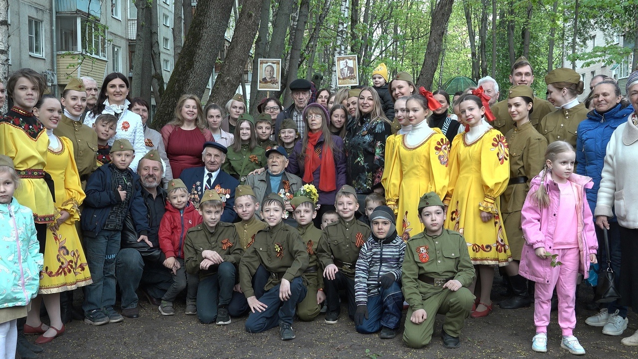 Акция "Поём во дворах" в округе Пушкинский, как это было