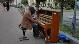 Гениальный музыкант на улице... (Кирило Костюковский, Киев)