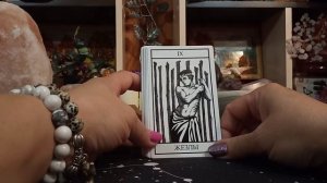 Черно- Белое таро. Обзор. Критика. Спасибо за подарок!!!??