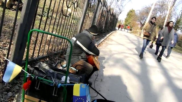 GUITAR CLASSIC street. Michelle Beatles Camera Fujifilm S8600 смотреть онлайн