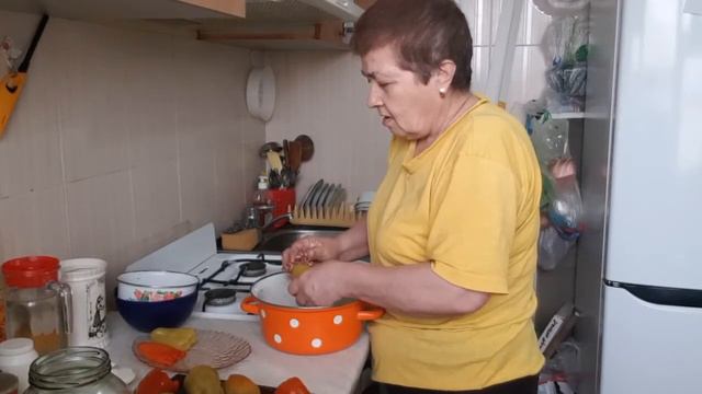Фаршируем маринованный перец