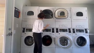 Прачечная в США | Стирка в США | Как я стираю вещи в Америке? Минусы жизни в США |
