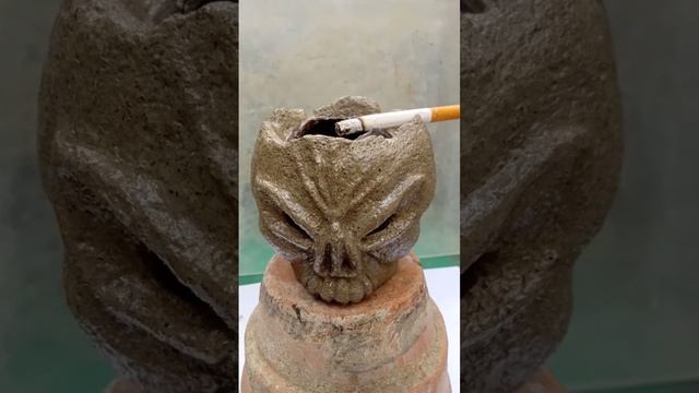 alien skull ashtray from coconut shell to concentrate #diycrafts #recylingideas #diy