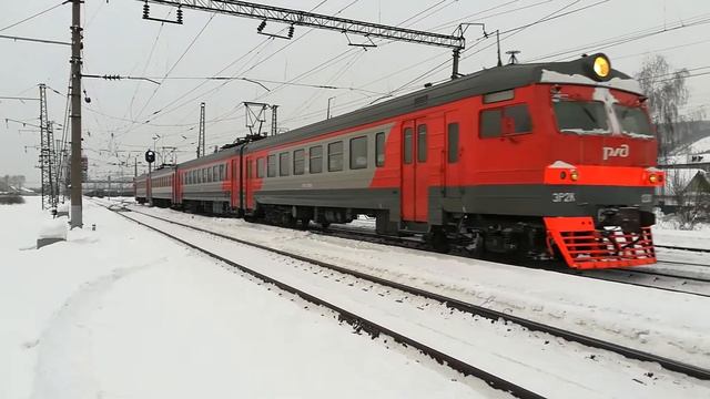 ЭР2К-1230 из ТЧ-33 Новокузнецк (МВПС) Западно-Сибирской ЖД. смотреть онлайн