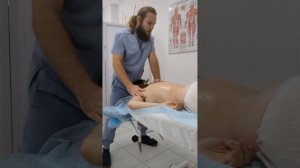 массаж спины , тригерным точки