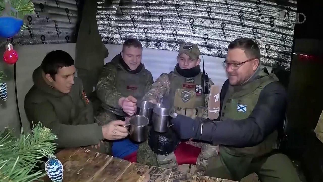 Письма со всей России получают бойцы на передовой