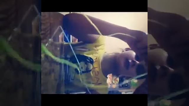 Брелок из цветных трубочек смотреть онлайн