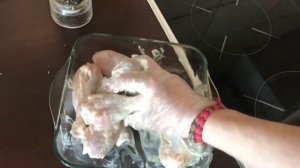 Как готовить куриные ножки в духовке быстро и очень вкусно!