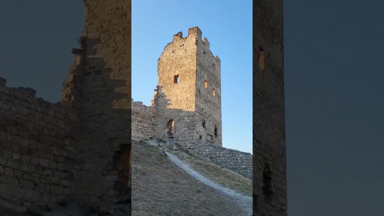 Генуэзская средневековая крепость Кафа, Феодосия, Крым