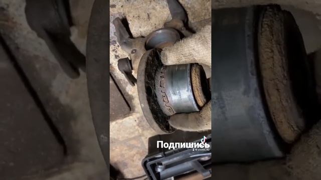 Замена ступичного подшипника на Vag. Часть 1