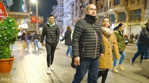 BUSHMAN PRANK: CRAZY REACTIONS SCARING PEOPLE IN GRAN VIA STREET !!!