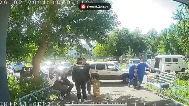 Сегодня утром на Юных Ленинцев, 1 убили человека.