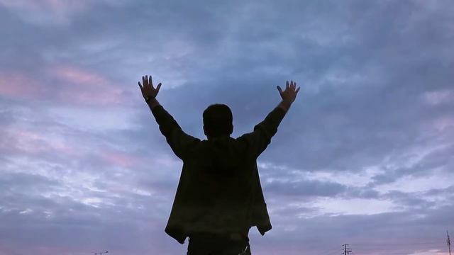Стих "Благослови,душа,Творца!" читает автор  Волобуева Марианна.