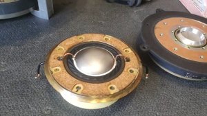Ремонт динамиков Diatone ds 3000 розмягчения пропитка подвесов, замена купола замена подвесов