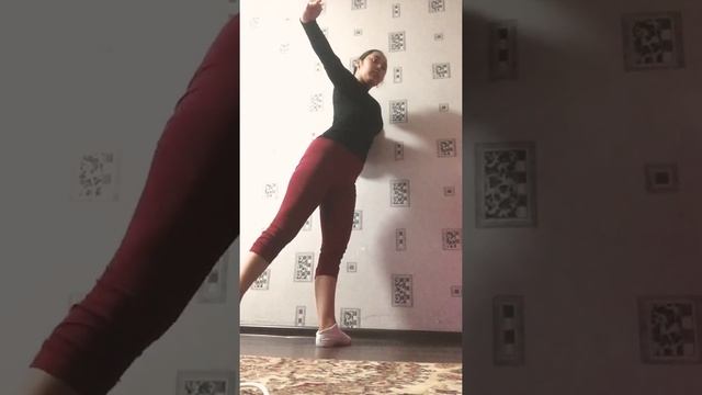 Ронд  де жамб партер классического танца