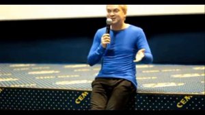 Светлаков общается со Светлаковой)