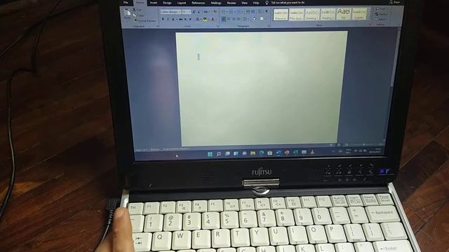 Windows 11 en Laptop Fujitsu Core2Duo del 2011 Laptop no soportada смотреть онлайн