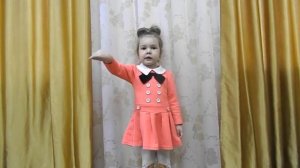 Михаил Яснов «Вышла чашка погулять»