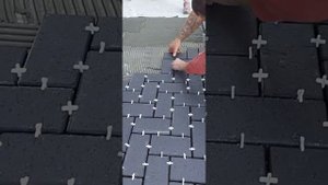 Укладка клинкерной брусчатки