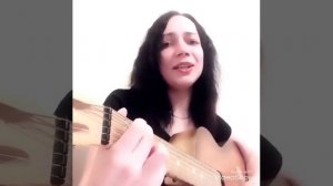 Юлия Михальчик-«Птица» на гитаре