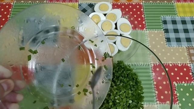 Закуска из мяса криля с яйцом очень просто и вкусно смотреть онлайн