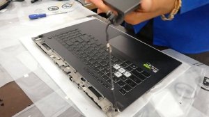 Asus ROG Strix G17 G713RC LCD Replace