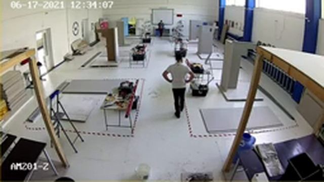 Сухое строительство и штукатурные работы (17 июня 2021) смотреть онлайн