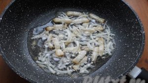 Яичница с салом