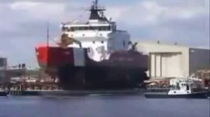 Как спускают на воду огромные корабли
