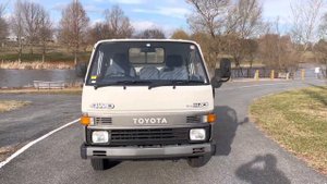 1989 TOYOTA HIACE LH85 - 14,700 Miles - Diesel - 4WD - JDM - Exterior