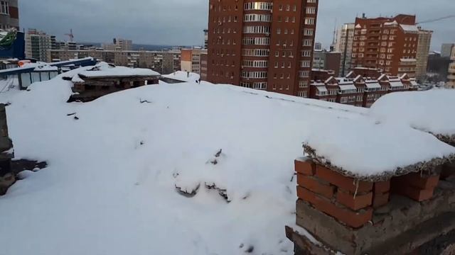 13 января 2019 год. У подрядчика Фонда "сломался" кран смотреть онлайн