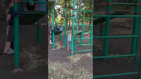 Тренировка Мити на закате #лето #блогер #паркур #дети #спорт #А4 #детскоекино #данямилохин