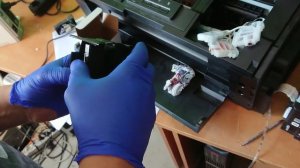 Epson L1800, replace inkjet printer head F1730900030. Замена печатающей головки Epson L1800