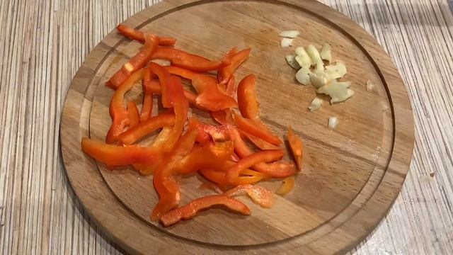 Китайская #wok лапша по-сибирски (#рецепт со свининой)