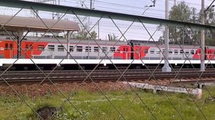 Электропоезд на станции Славянка