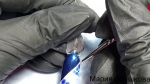 Яркий дизайн ногтей в технике растекания. Маникюр гель-лаком растекашка.