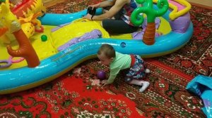 Надуваем Бассейн Батут  ?♀️